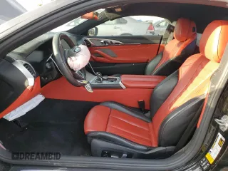 2019 BMW 8 Series M850i xDrive z VIN WBABC4C55KBU95900, wystawiony jako Copart lot #89306305 z przebiegiem Nie podano mil oraz Tytuł czysty. Historia ofert i sprzedaży dostępna na DreamBid. Obrazek 7.