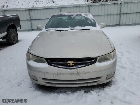 2000 Toyota Camry Solara SE with VIN 2T1CF28P3YC405635, listed as a Copart auction lot 44390735 with 0 mi miles and Clean Title. Bid and sale history available at carsss.com. Image 5.