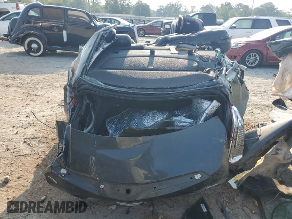 2016 Cadillac CTS Premium Collection RWD with VIN 1G6AT5SS0G0117257, listed as a Copart auction lot 57894445 with 136,322 mi miles and Non repairable. Bid and sale history available at DreamBid. Image 6.