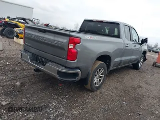 2020 Chevrolet Silverado 1500 LT with VIN 1GCRYDED5LZ234685, listed as a IAAI auction lot 41036715 with 126,854 mi miles. Bid and sale history available at carsss.com. Image 4.