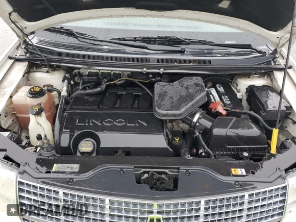 2009 Lincoln MKX with VIN 2LMDU68C99BJ09673, listed as a Copart auction lot 86646834 with 121,835 mi miles and Salvage Title. Bid and sale history available at DreamBid. Image 11.