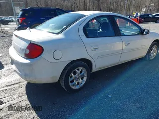 2000 Plymouth Neon Highline z VIN 1P3ES46C4YD777567, wystawiony jako IAAI lot #41541695 z przebiegiem 114 275 mil mil oraz . Historia ofert i sprzedaży dostępna na DreamBid. Obrazek 4.