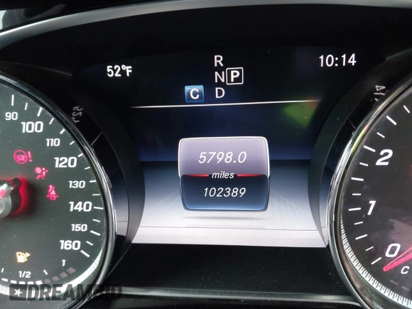 2017 Mercedes-Benz E-Class E 300 Luxury with VIN WDDZF4KB2HA072437, listed as a IAAI auction lot 42008813 with 102,389 mi miles. Bid and sale history available at carsss.com. Image 14.