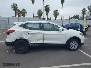 2019 Nissan Rogue Sport SV with VIN JN1BJ1CP7KW239410, listed as a IAAI auction lot 41840678 with 68,307 mi miles. Bid and sale history available at carsss.com. Image 13.