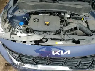 2024 Kia Seltos EX z VIN KNDERCAA7R7611085, wystawiony jako Copart lot #66927555 z przebiegiem 13 968 mil mil oraz Szkoda całkowita • Salvage title. Historia ofert i sprzedaży dostępna na DreamBid. Obrazek 16.