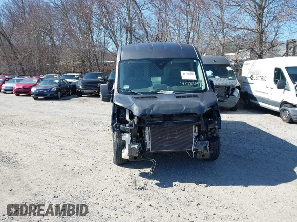 2019 Ford Transit with VIN 1FTYR2CM0KKB17829, listed as a IAAI auction lot 41726498 with 116,045 mi miles. Bid and sale history available at carsss.com. Image 10.