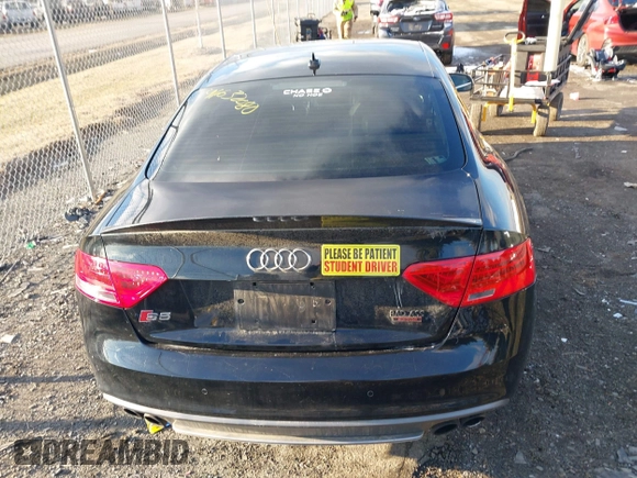 2014 Audi S5 Premium Plus with VIN WAUCGAFR1EA042566, listed as a IAAI auction lot 41632080 with 116,224 mi miles. Bid and sale history available at carsss.com. Image 16.