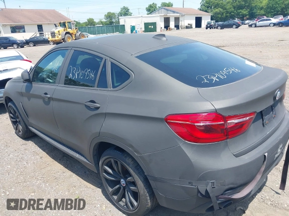 2016 BMW X6 xDrive35i z VIN 5UXKU2C5XG0N83220, wystawiony jako IAAI lot #39197569 z przebiegiem Nie podano mil oraz . Historia ofert i sprzedaży dostępna na DreamBid. Obrazek 3.