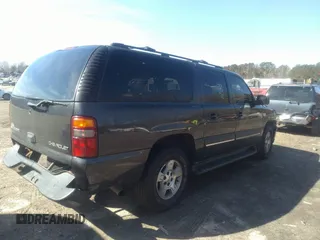 2003 Chevrolet Suburban LT with VIN 3GNEC16Z43G143744, listed as a IAAI auction lot 41446890 with 1 mi miles. Bid and sale history available at carsss.com. Image 4.