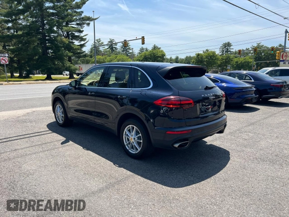 2016 Porsche Cayenne z VIN WP1AA2A22GKA36878, wystawiony jako Copart lot #61495525 z przebiegiem 110 253 mil mil oraz Czysty tytuł • Clean title. Historia ofert i sprzedaży dostępna na DreamBid. Obrazek 3.