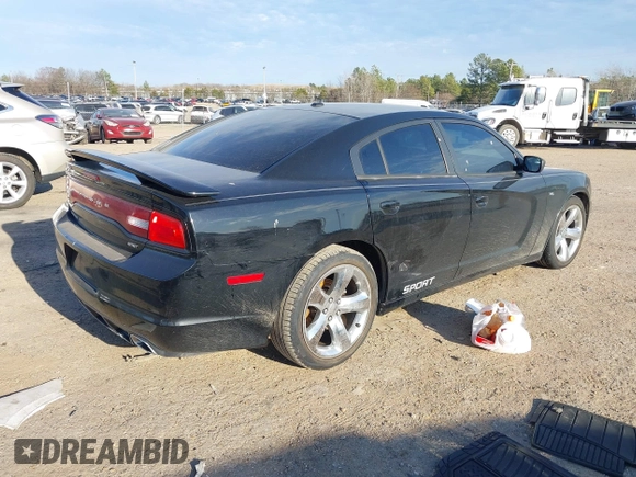2014 Dodge Charger SXT with VIN 2C3CDXHG2EH369350, listed as a IAAI auction lot 41657478 with 120,566 mi miles. Bid and sale history available at carsss.com. Image 4.