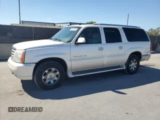 2005 Cadillac Escalade ESV z VIN 3GYFK66N15G159830, wystawiony jako Copart lot #48376245 z przebiegiem 231 914 mil mil oraz Szkody całkowita. Historia ofert i sprzedaży dostępna na DreamBid. Obrazek 1.