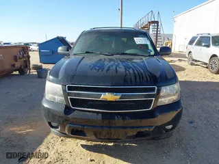 2012 Chevrolet Suburban LT with VIN 1GNSCJE09CR204947, listed as a IAAI auction lot 41501416 with 205,712 mi miles. Bid and sale history available at carsss.com. Image 12.