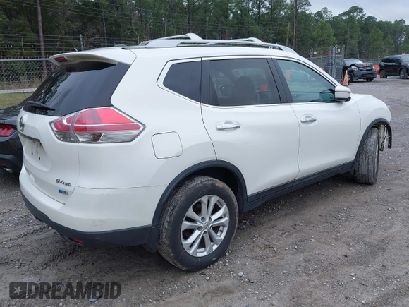 2014 Nissan Rogue SL with VIN 5N1AT2MV9EC752794, listed as a IAAI auction lot 41650352 with 120,378 mi miles. Bid and sale history available at carsss.com. Image 4.