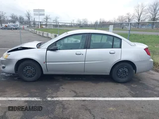 2003 Saturn ION ION 2 z VIN 1G8AJ52F23Z178731, wystawiony jako IAAI lot #41953863 z przebiegiem 195 111 mil mil oraz . Historia ofert i sprzedaży dostępna na DreamBid. Obrazek 14.