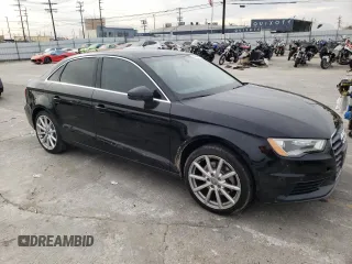 2015 Audi A3 1.8T Premium Plus with VIN WAUCCGFF0F1121748, listed as a Copart auction lot 39224044 with 47,122 mi miles. Bid and sale history available at carsss.com. Image 4.