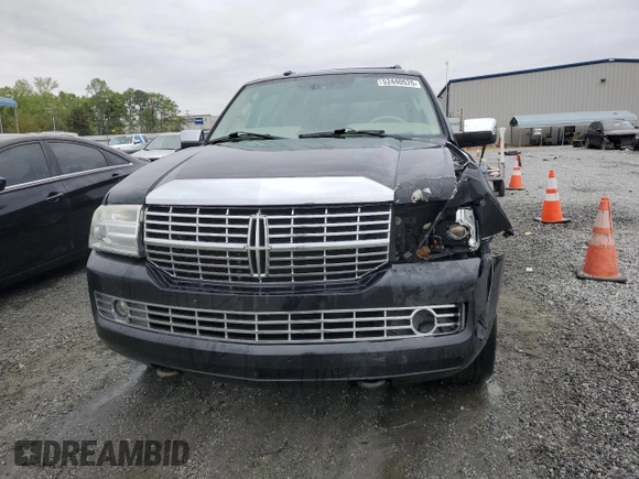 2011 Lincoln Navigator with VIN 5LMJJ2J5XBEJ04548, listed as a Copart auction lot 52440525 with 266,999 mi miles and Salvage title. Bid and sale history available at DreamBid. Image 5.