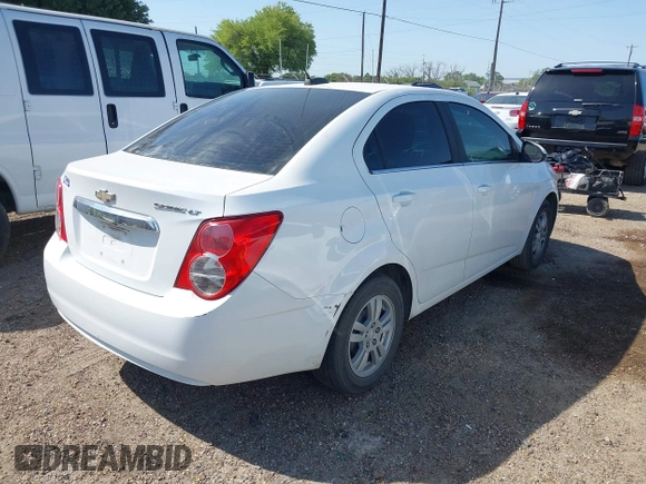 2015 Chevrolet Sonic LT with VIN 1G1JC5SH6F4155187, listed as a IAAI auction lot 42009644 with 220,725 mi miles and . Bid and sale history available at DreamBid. Image 4.