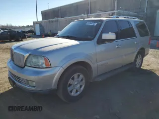 2006 Lincoln Navigator Luxury with VIN 5LMFU28516LJ16740, listed as a Copart auction lot 80648143 with 215,064 mi miles and Salvage Title. Bid and sale history available at carsss.com. Image 1.
