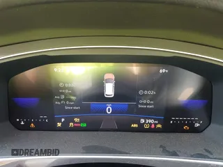 2024 Volkswagen Tiguan S с VIN 3VVFB7AX0RM048747, выставлен на аукционе IAAI как лот 42392509 с пробегом 9 130 миль миль и . История ставок и продаж доступна на DreamBid. Изображение 7.