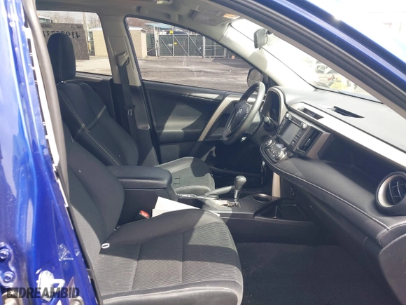 2015 Toyota RAV4 XLE with VIN 2T3RFREV7FW364337, listed as a IAAI auction lot 41975731 with 107,769 mi miles. Bid and sale history available at carsss.com. Image 5.