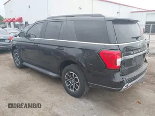 2024 Ford Expedition XLT with VIN 1FMJU1J81REA43051, listed as a IAAI auction lot 41932149 with 26,715 mi miles. Bid and sale history available at carsss.com. Image 3.