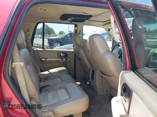 2006 Ford Expedition Eddie Bauer z VIN 1FMFU18556LA59441, wystawiony jako IAAI lot #42409969 z przebiegiem 250 723 mil mil oraz . Historia ofert i sprzedaży dostępna na DreamBid. Obrazek 8.