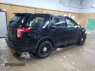 2014 Ford Utility Police Interceptor with VIN 1FM5K8AR2EGB74531, listed as a Copart auction lot 83323664 with 124,983 mi miles and Clean Title. Bid and sale history available at carsss.com. Image 3.
