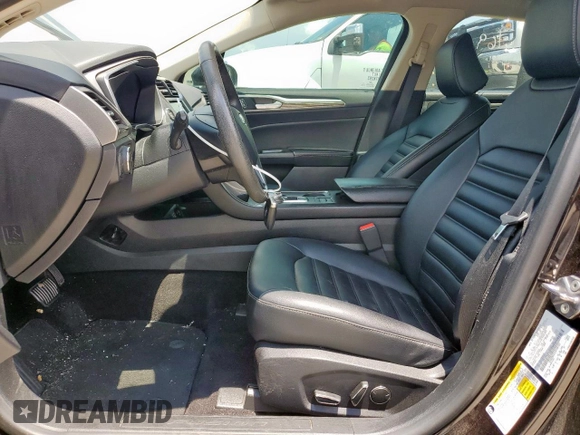 2020 Ford Fusion SEL z VIN 3FA6P0CD5LR168103, wystawiony jako Copart lot #62559935 z przebiegiem 60 240 mil mil oraz Szkoda całkowita • Salvage title. Historia ofert i sprzedaży dostępna na DreamBid. Obrazek 7.