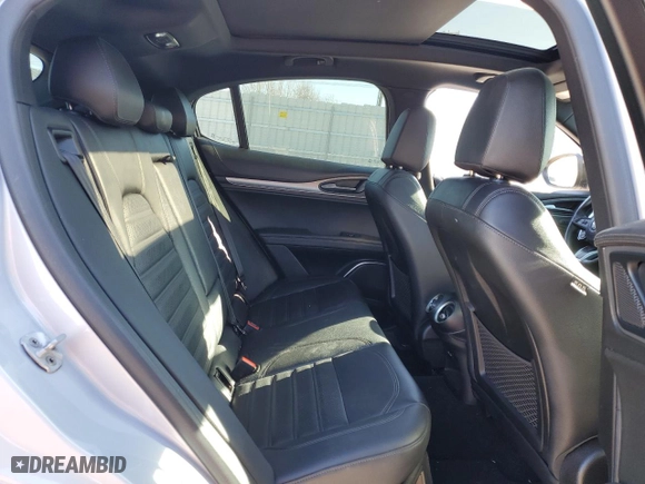 2020 Alfa Romeo Stelvio Ti with VIN ZASPAKBN1L7C98688, listed as a Copart auction lot 80708474 with 45,102 mi miles and Clean Title. Bid and sale history available at carsss.com. Image 11.