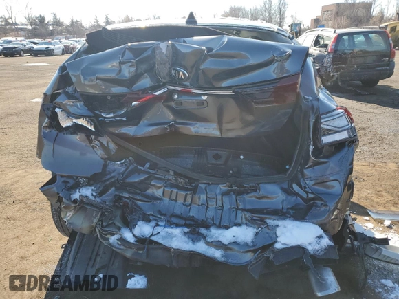 2020 Kia Forte LXS with VIN 3KPF24AD0LE245390, listed as a Copart auction lot 42346715 with 41,638 mi miles and Salvage Title. Bid and sale history available at carsss.com. Image 6.