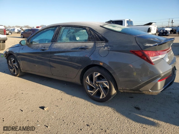 2025 Hyundai Elantra SEL Sport with VIN KMHLM4DG6SU877745, listed as a Copart auction lot 88795335 with 1,302 mi miles and Salvage Title. Bid and sale history available at carsss.com. Image 2.