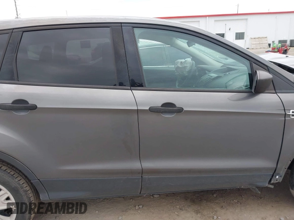 2014 Ford Escape S with VIN 1FMCU0F79EUB82007, listed as a IAAI auction lot 41760796 with 176,194 mi miles. Bid and sale history available at carsss.com. Image 14.