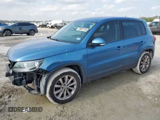 2017 Volkswagen Tiguan S с VIN WVGAV7AX4HK054312, выставлен на аукционе Copart как лот 59682135 с пробегом 83 242 миль миль и Списание • Salvage title. История ставок и продаж доступна на DreamBid. Изображение 1.