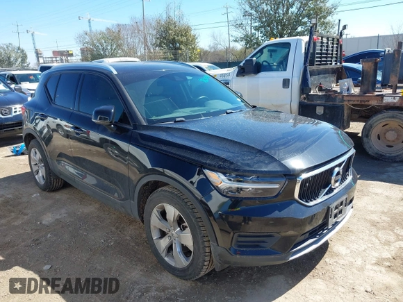 2019 Volvo XC40 Momentum with VIN YV4162XZ3K2018371, listed as a IAAI auction lot 41650401 with 86,647 mi miles and . Bid and sale history available at carsss.com. Image 1.