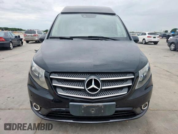 2019 Mercedes-Benz Metris Passenger with VIN WD4PG2EE3K3545093, listed as a Copart auction lot 63640845 with 127,584 mi miles and Clean title. Bid and sale history available at DreamBid. Image 5.