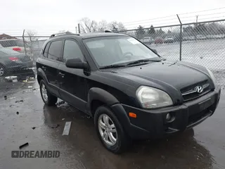 2007 Hyundai Tucson SE with VIN KM8JN72D17U637394, listed as a IAAI auction lot 41505971 with 209,747 mi miles and . Bid and sale history available at DreamBid. Image 1.