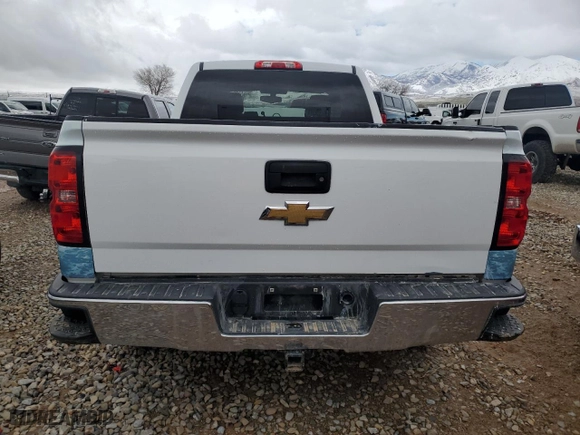 2015 Chevrolet Silverado 1500 LT with VIN 1GCVKREH2FZ201311, listed as a Copart auction lot 48231155 with 160,051 mi miles and Salvage Title. Bid and sale history available at carsss.com. Image 6.