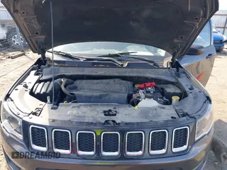 2019 Jeep Compass Sport with VIN 3C4NJCAB0KT613116, listed as a IAAI auction lot 39002435 with 59,805 mi miles and . Bid and sale history available at DreamBid. Image 10.