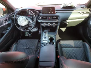 2019 Genesis G70 Dynamic with VIN KMTG34LE7KU015581, listed as a Copart auction lot 79349084 with 32,338 mi miles and Salvage Title. Bid and sale history available at DreamBid. Image 8.