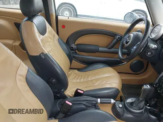 2004 MINI Hardtop z VIN WMWRC33494TJ55646, wystawiony jako IAAI lot #41944170 z przebiegiem 114 943 mil mil oraz . Historia ofert i sprzedaży dostępna na DreamBid. Obrazek 5.