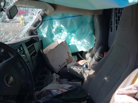 2023 Chevrolet Express Cargo с VIN 1GCWGAFP3P1242544, выставлен на аукционе IAAI как лот 40611464 с пробегом 32 464 миль миль и . История ставок и продаж доступна на DreamBid. Изображение 5.