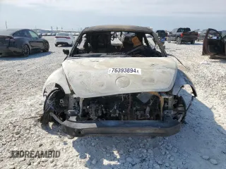 2016 Volkswagen Beetle SE с VIN 3VWJ17ATXGM612150, выставлен на аукционе Copart как лот 76393894 с пробегом Не указан миль и На запчасти • Non repairable. История ставок и продаж доступна на DreamBid. Изображение 5.