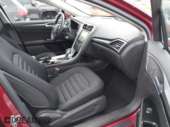 2014 Ford Fusion SE Hybrid with VIN 3FA6P0LU6ER315743, listed as a IAAI auction lot 41212111 with 83,433 mi miles. Bid and sale history available at carsss.com. Image 5.