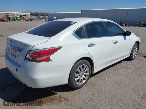 2015 Nissan Altima SL with VIN 1N4AL3AP9FN910658, listed as a IAAI auction lot 41839779 with 289,614 mi miles and . Bid and sale history available at DreamBid. Image 4.