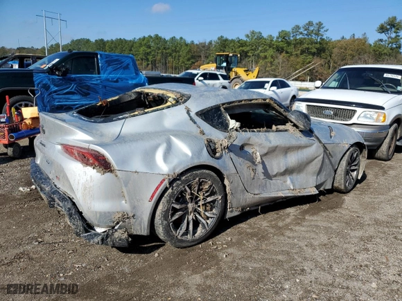 2021 Toyota GR Supra 2.0 with VIN WZ1DB2C00MW037881, listed as a Copart auction lot 86379904 with 0 mi miles and Salvage Title. Bid and sale history available at carsss.com. Image 3.