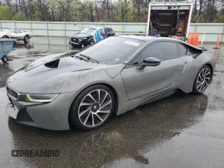 2016 BMW i8 z VIN WBY2Z2C50GV674713, wystawiony jako Copart lot #55823755 z przebiegiem 93 947 mil mil oraz Szkoda całkowita • Salvage title. Historia ofert i sprzedaży dostępna na DreamBid. Obrazek 1.