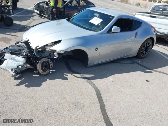 2020 Nissan 370Z Coupe Sport Touring with VIN JN1AZ4EH4LM820016, listed as a IAAI auction lot 41566930 with 1 miles. Bid and sale history available at carsss.com. Image 2.
