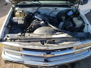 1995 Chevrolet Suburban with VIN 1GNFK16KXSJ398745, listed as a Copart auction lot 67475634 with 165,548 mi miles and Salvage Title. Bid and sale history available at carsss.com. Image 12.