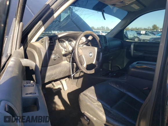 2007 Chevrolet Silverado 1500 1LT with VIN 1GCEK14007Z568223, listed as a Copart auction lot 79881904 with Not Provided miles and Salvage Title. Bid and sale history available at DreamBid. Image 8.